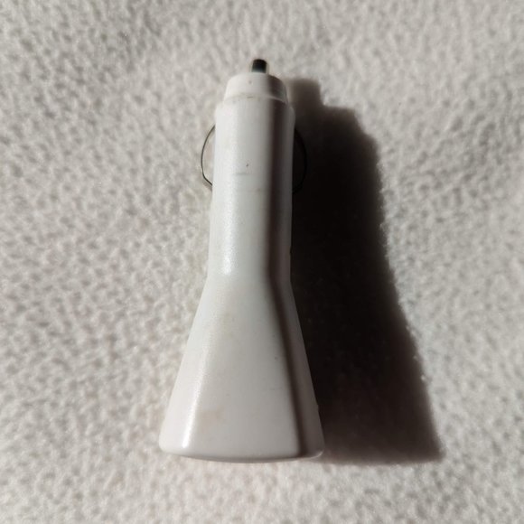 ❤️3/$10 Cell Phone Car Adapter Replacement USB Car Charger White - Picture 4 of 6